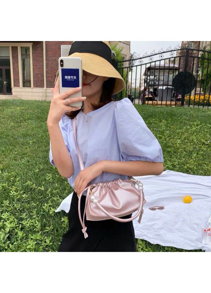 Xiaoxiangfeng women's handbag  new trend fashion shoulder bag women's portable large capacity cross dressing bag 