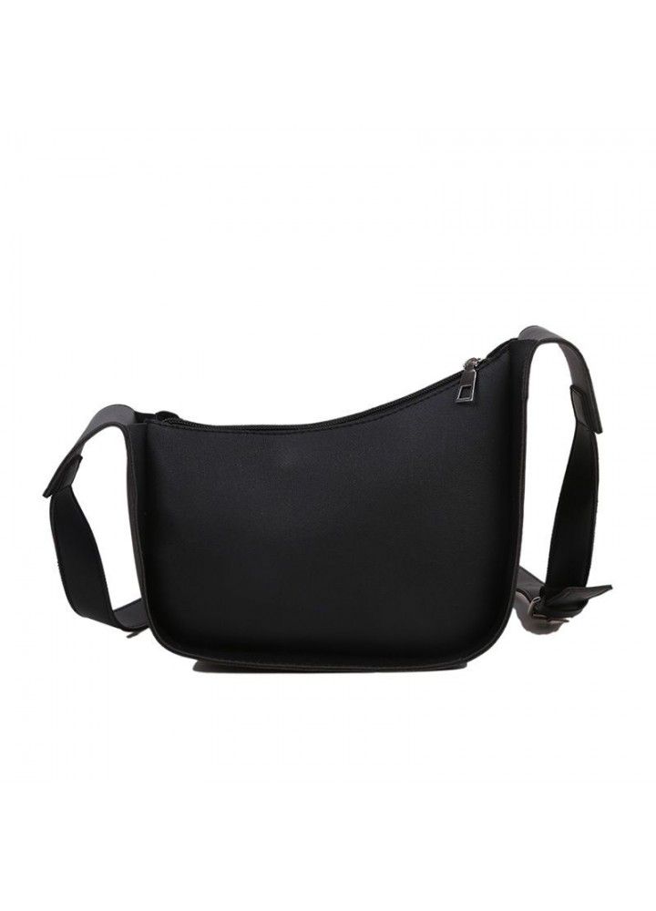 New design on bag new fashion in spring  large capacity single shoulder bag net red fashion messenger bag women's bucket 