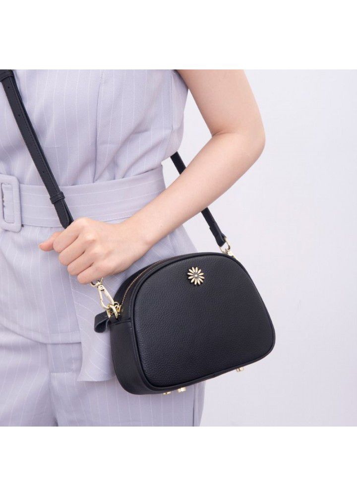 Leather messenger bag women's small round bag  spring new leisure middle aged mother's small bag soft leather one shoulder bag 