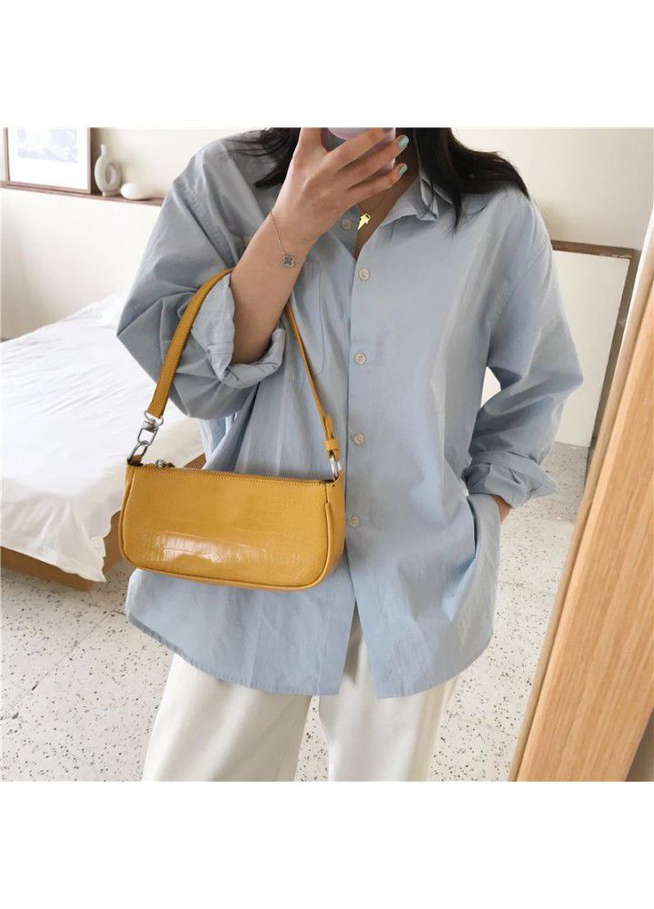 Cross border new fashion trend underarm bag Korean style simple pillow bag embossed shoulder bag one for women 