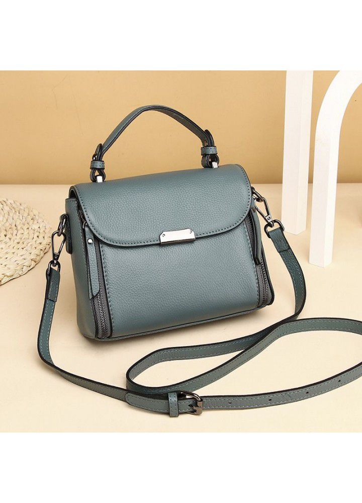 Bag women's leather new  fashion handbag top layer cowhide One Shoulder Messenger Bag trend small square bag 3018 