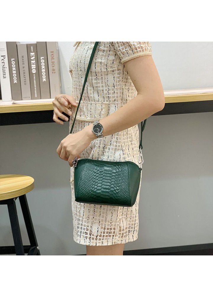 Fashion women's bag  new leather mobile phone bag crocodile Single Shoulder Messenger Bag cowhide small bag versatile 7502 