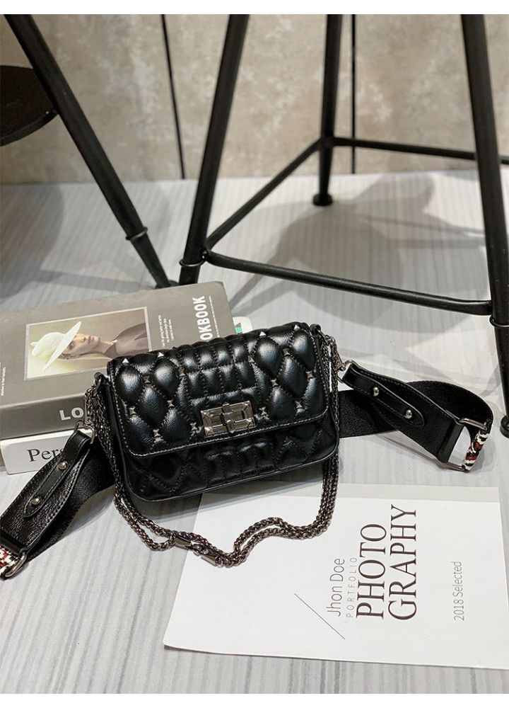 Leather bag  new cowhide bag xiaoxiangfeng Lingge chain bag fashion Messenger Shoulder Bag 3313 