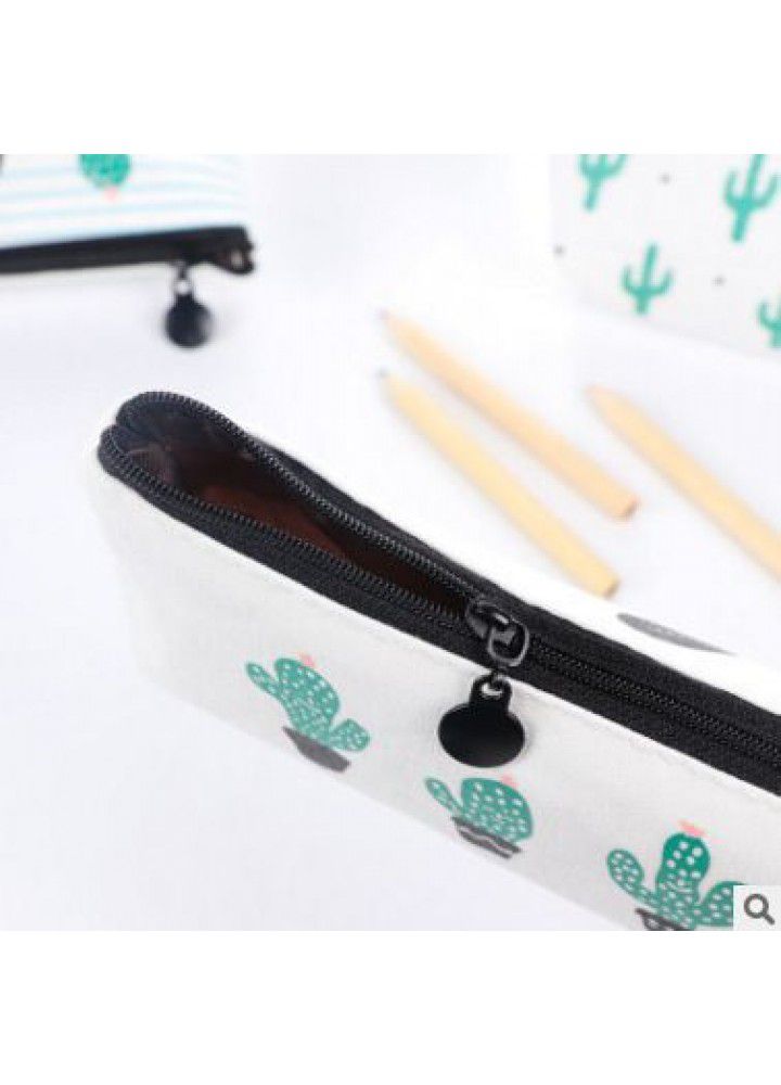 Cactus canvas pencil case Korean simple male and female middle school students cute little fresh zipper pencil case 