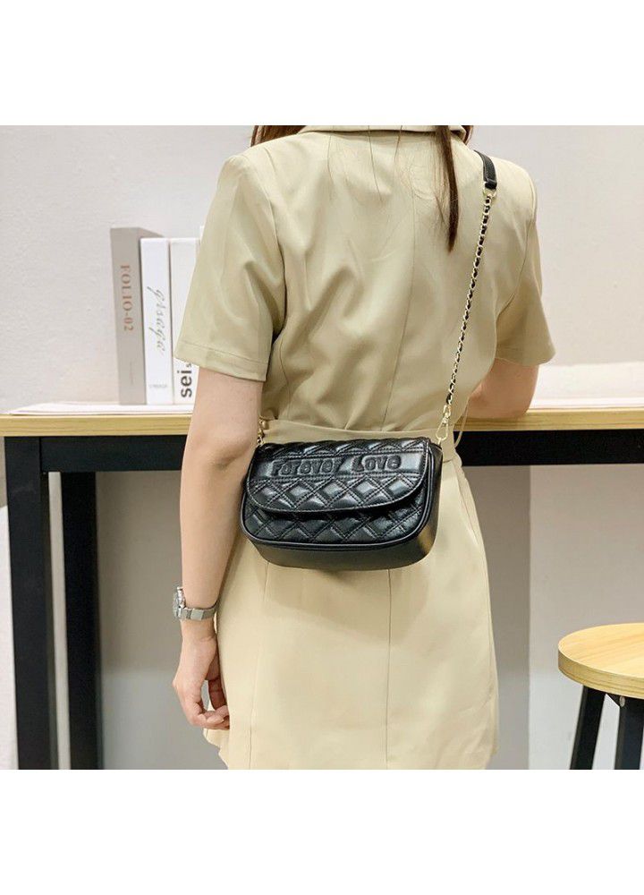 Xiaoxiangfeng Lingge chain bag  new versatile Messenger Shoulder Bag Leather Women's bag cow leather saddle bag 3322 
