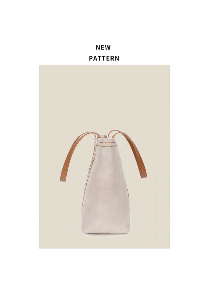 Large capacity single shoulder bag women's summer  new fashion simple Commuter Bag high sense portable Tote Bag