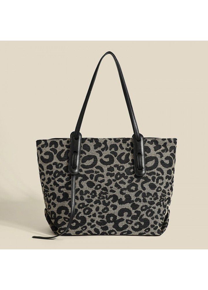 Cross border high-capacity portable women's bag  new fashion leopard print fashion single shoulder bag advanced sense commuter Tote Bag